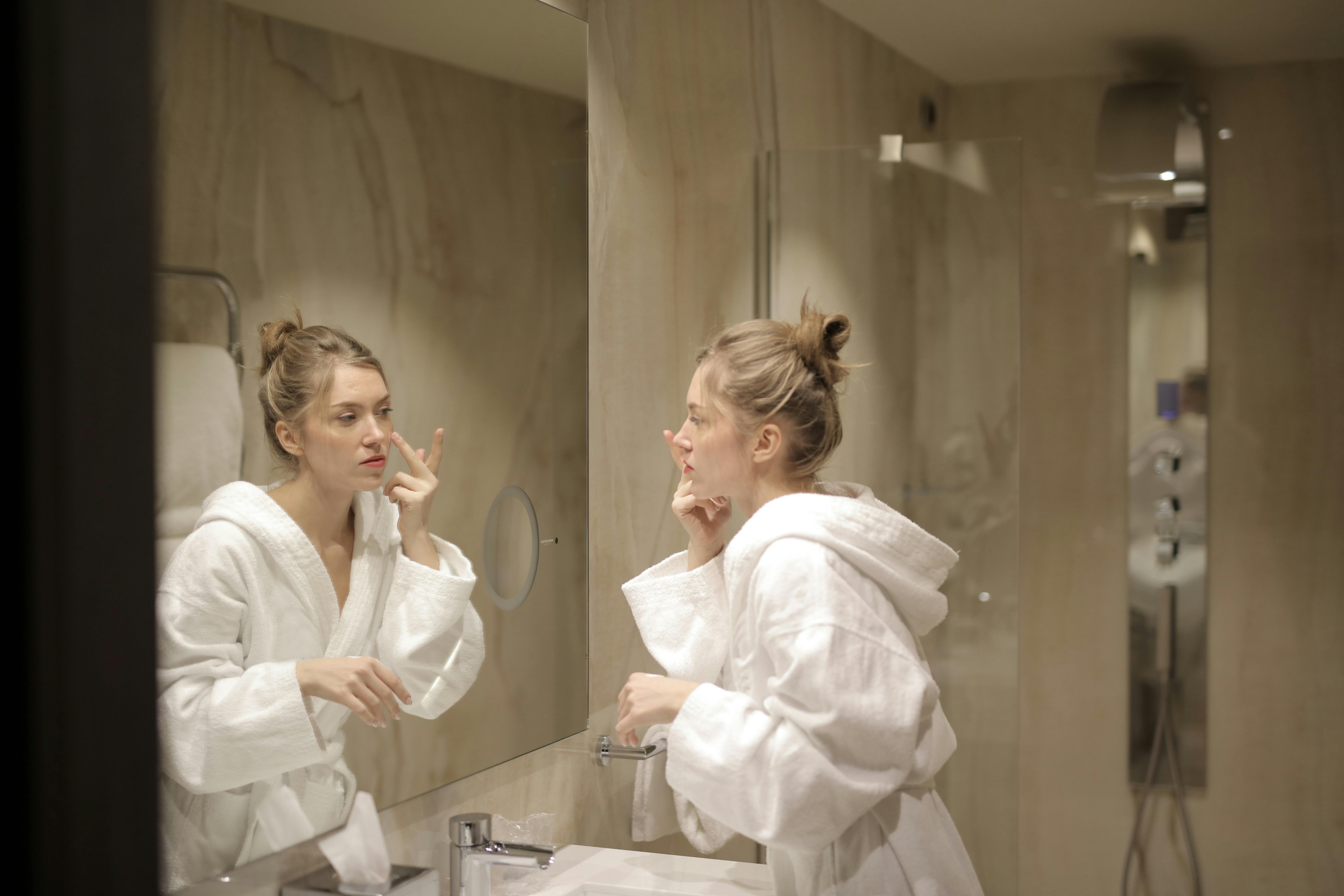 91porn视频网热门推荐封面图：风格化光影画面